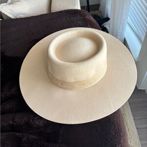 Lack of color juno boater hat